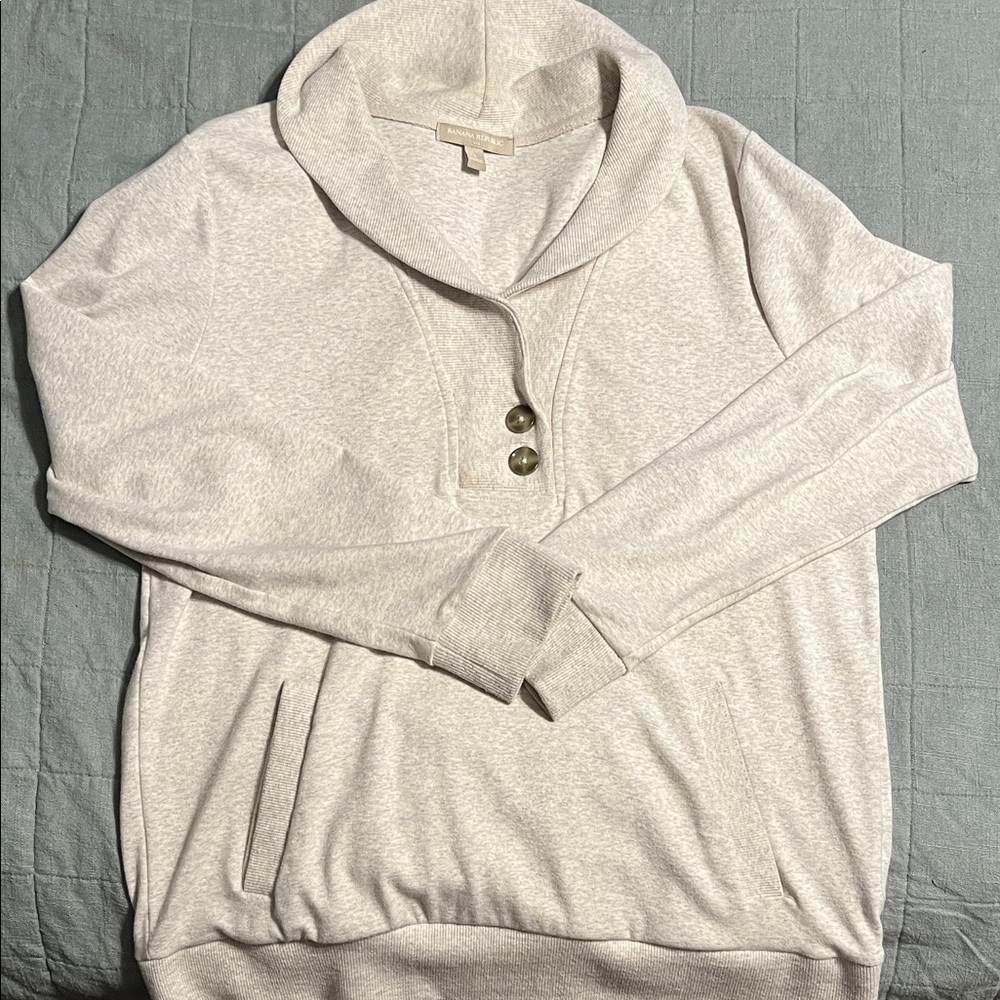 Banana Republic Cream Turtleneck Sweater